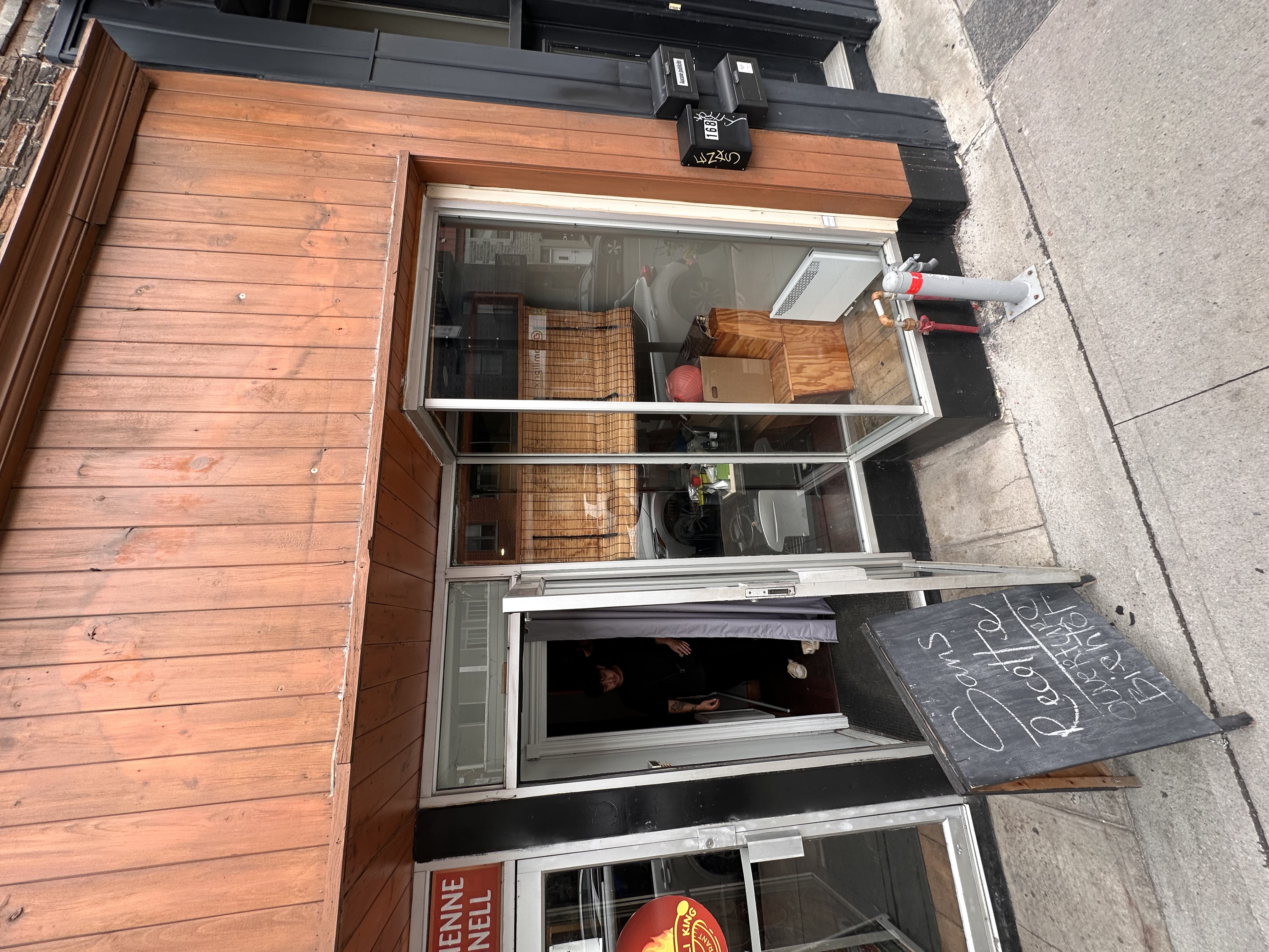 Cuisine de quartier et produits de saison chez Sans Recette